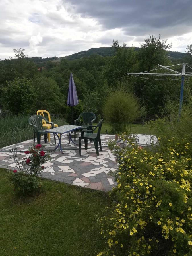 Kuca Maric Mackat Bed & Breakfast Bagian luar foto